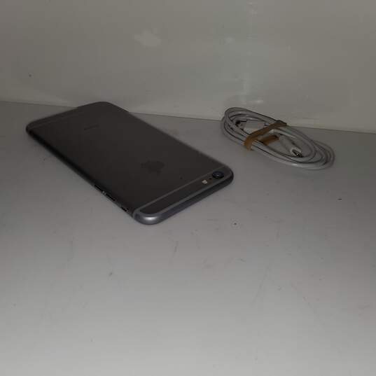 iPhone 6s Plus , 5.5in 32gb IOB 14.4 Verizon (Wiped) P/R image number 3