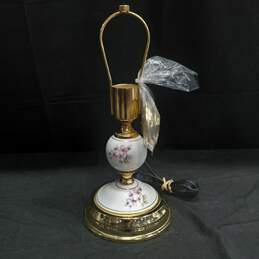 Vintage Glass Pane Shade Porcelain Floral Pattern Bedside Lamp alternative image
