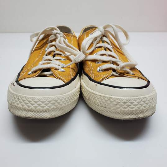 Converse All Star Chuck Taylor Low Tops in Mustard Yellow Women 8 Men 6 image number 2
