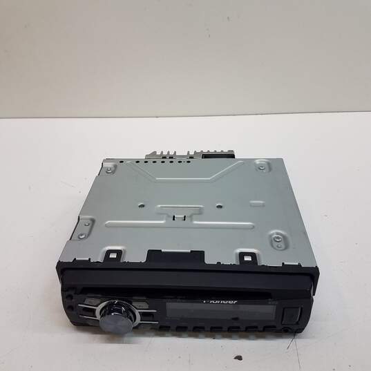 Pioneer Single-Din in-Dash CD Player with USB Port Model # DEH-3300UB image number 5