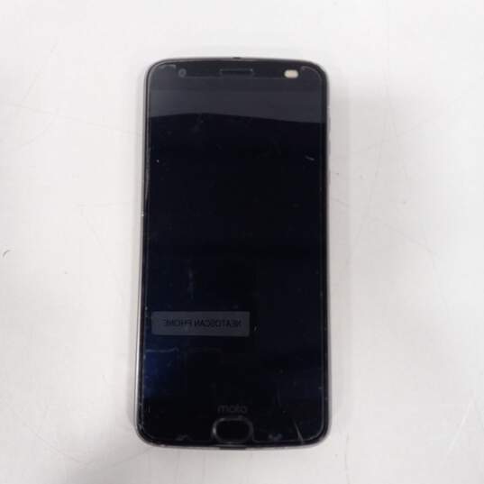 Black Moto Smart Phone image number 1