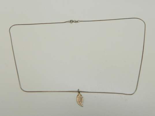 Carolee & Artisan 925 Grey Faux Pearls & Faceted Smoky Quartz Beaded & Leaf Pendant Snake Chain Necklaces 64.2g image number 2