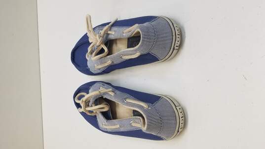 Polo By Ralph Lauren Size 7.5B Blue Lace Up Boat Shoe image number 2