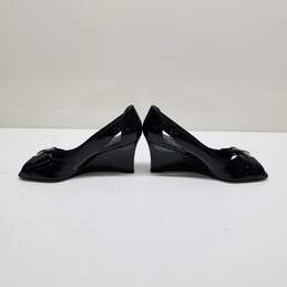 Stuart Weitzman Black Patent Leather Peetoe Sandals Wedges Size 6 alternative image