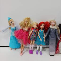 Mixed Lot Of 10 Assorted Disney Princess Dolls alternative image