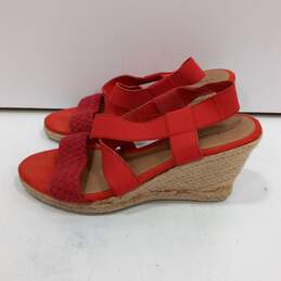 G.H. Bass & Co. Women's Red Remington Wedge Sandals Size 8M