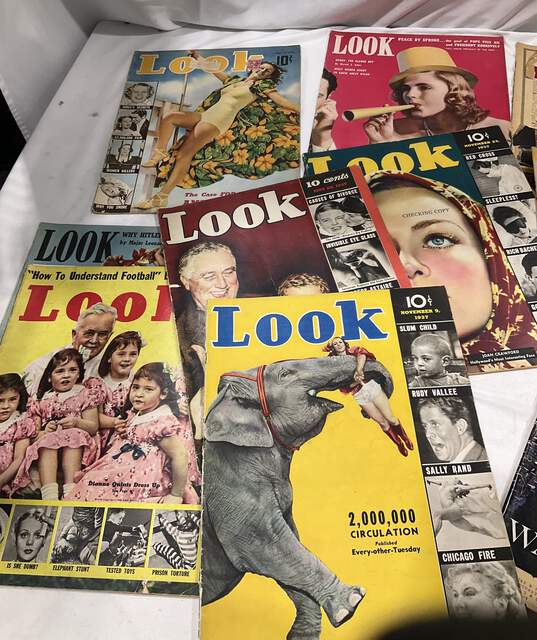 Lot Of Vintage Look Magazines image number 4