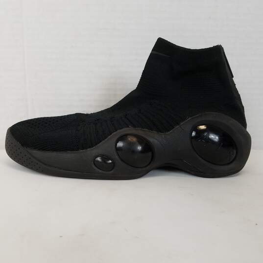 Nike Flight Bonafide Sneaker Men's Sz. 10.5 Black    Authenticated image number 2