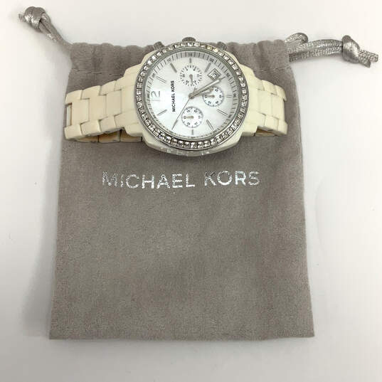 Designer Michael Kors MK-5079 White Chronograph Wristwatch w/ Dust Bag image number 2