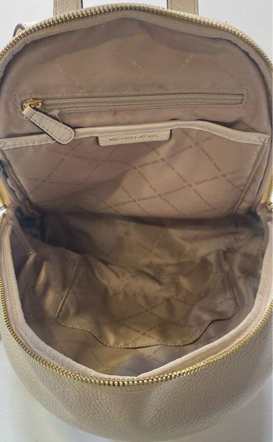 Michael Kors Pebble Leather Erin Small Backpack Vanilla image number 4