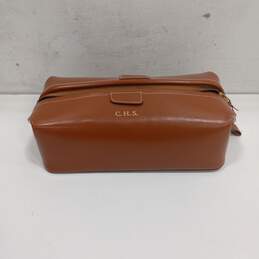 Vintage TrsValet by Cameo Pop Up Leather Toiletries Case