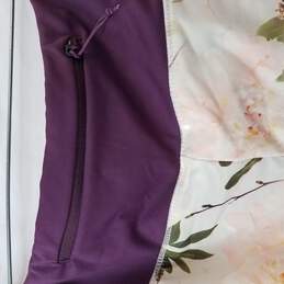Womens Oiselle Special Edition Rogue shorts size 6 Purple.floral alternative image