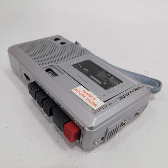 Vintage Realistic Micro 18 Voice-Actuated Micro Cassette Recorder IOB image number 2