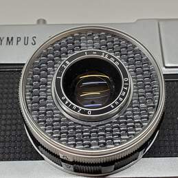 Vintage Olympus Quickmatic EES 36mm Film Camera For Parts/Repair AS-IS alternative image
