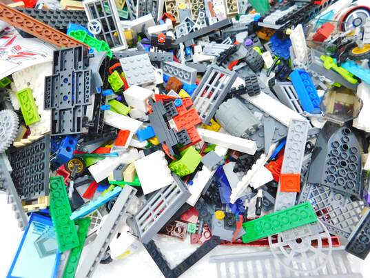 10.6 LBS Mixed LEGO Bulk Box image number 1