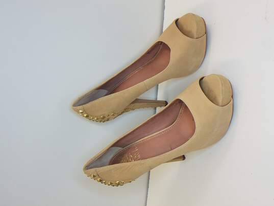 Vince Camuto Tan Heels Size 36 image number 3