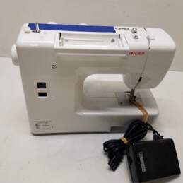 Singer Simple SEWING MACHINE ~ Model 2263 ~ No pedal / power Cord ~ tested