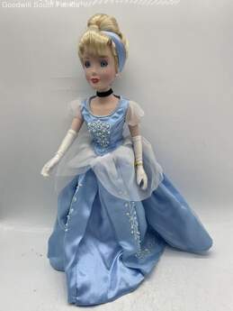 Disney Wearing Blue Dress Cinderella Princess Keepsake Porcelain Girl Doll