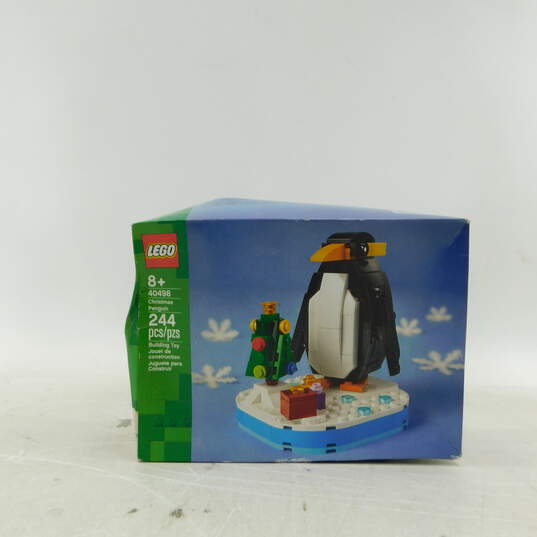LEGO 40498 Christmas Penguin, 40082 Limited Edition 2013 Holiday Set, 30580 Santa Claus, and 40609 Christmas Fun VIP Add-On Pack Sets (4) image number 5