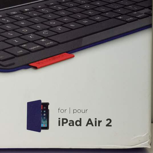 Logitech Type + Bluetooth Folio Keyboard Case for iPad Air 2-SOLD AS IS, UNTESTED image number 4
