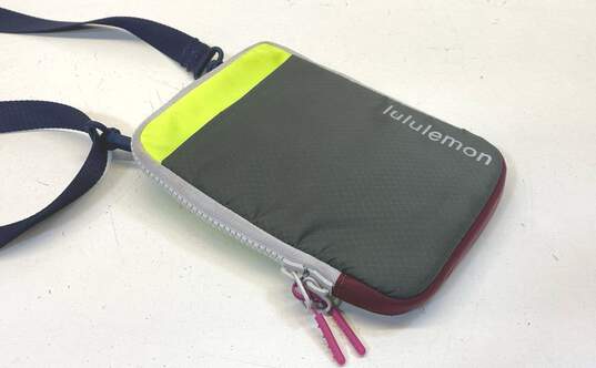 Lululemon Easy Access Crossbody Multicolor image number 3