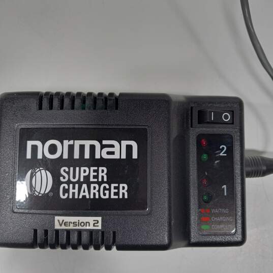 Norman 400B Portable Flash Lighting Kit image number 3
