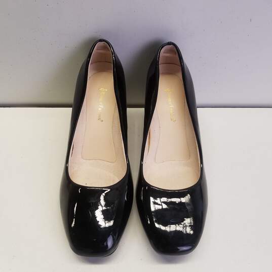 Room of Fashion Women's Black Patent Leather Heels Sz. 9W image number 6