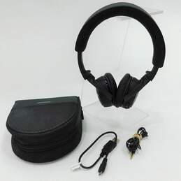 Bose Soundlink Black On Ear Bluetooth Wireless Headphones w/ Case