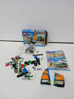 Lego City 4x4 with Catamaran Builders Set