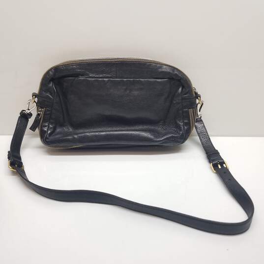 Buy the AUTHENTICATED PRADA LEATHER DOUBLE ZIP CAMERA BAG | GoodwillFinds