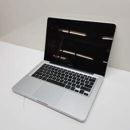 2010 MacBook Pro 13in Laptop Intel Core 2 Duo P8700 CPU 4GB RAM 250GB HDD