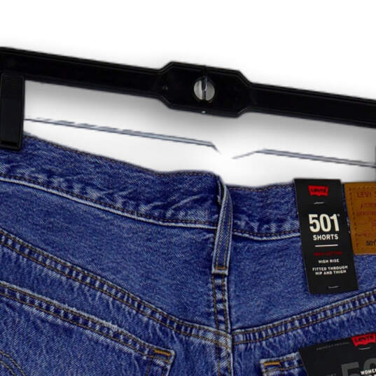 NWT Womens Blue Denim 501 High-Rise 5-Pocket Design Cut-Off Shorts Size 32 image number 3