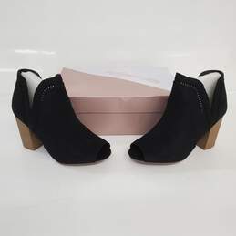 Fergalicious by Fergie Holiday Black Boots W/Box Women's Size 6M