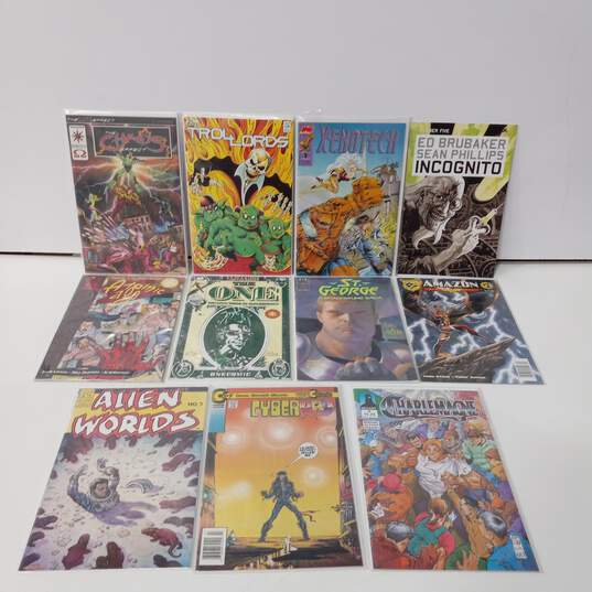 11pc Bundle of Assorted Comic Books image number 1