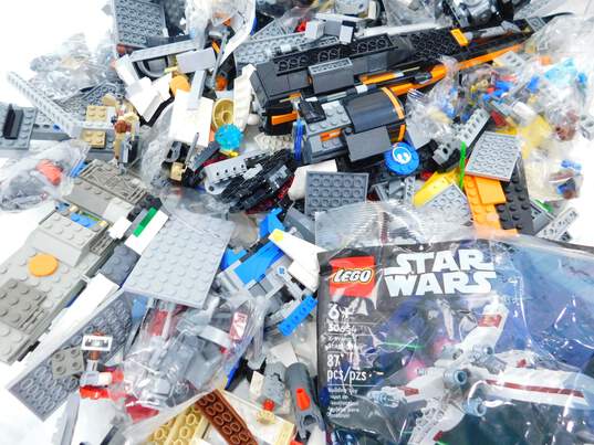5.6 LBS LEGO Star Wars Bulk Box image number 1