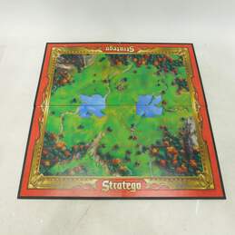 1999 Hasbro Milton Bradley Stratego Board Game alternative image