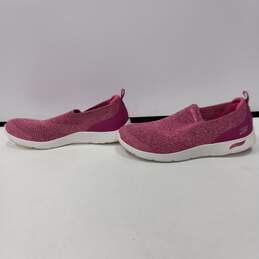 Skechers Women's Arch Fit Refine Pink Sneakers Size 11 alternative image