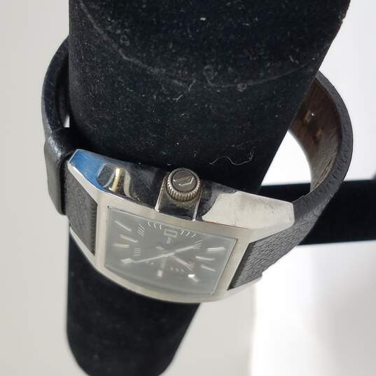 Diesel DZ-1116 Silver Tone & Black Oversized Quartz Watch image number 3