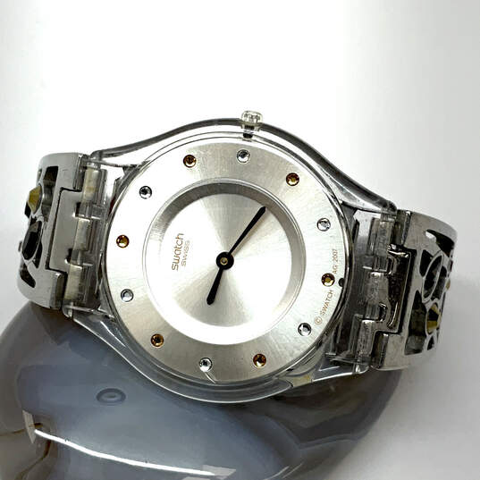 Designer Swatch Shine AG 2007 Silver-Tone Round Dial Analog Wristwatch image number 2
