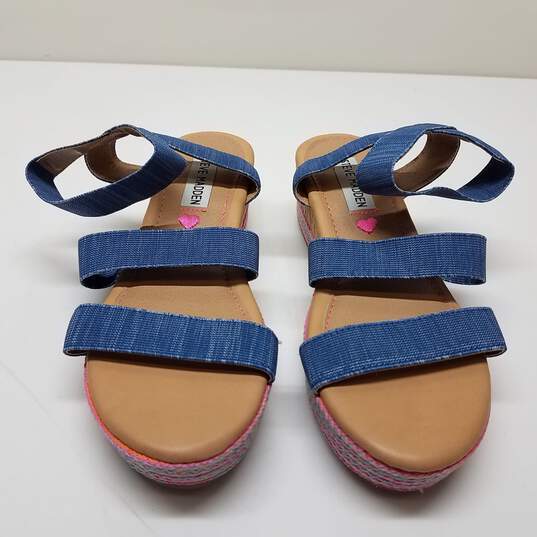 Steve Madden Strappy Bandi Wedge Sandals Denim/Multicolor Size 4 image number 1