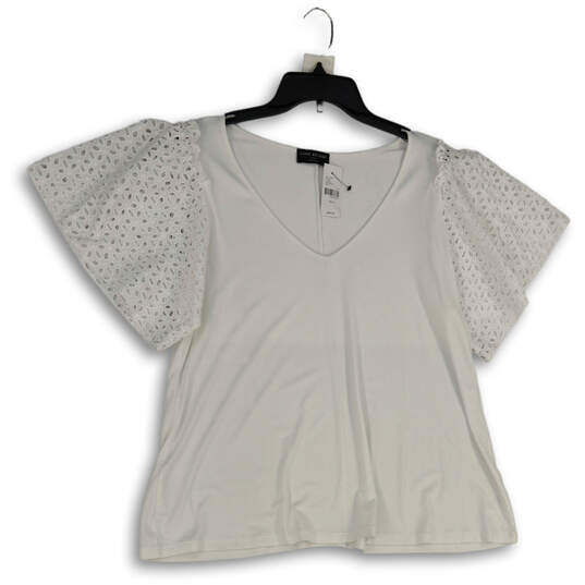 NWT Womens White Short Sleeve V-Neck Pullover Blouse Top Size 14/16 image number 1