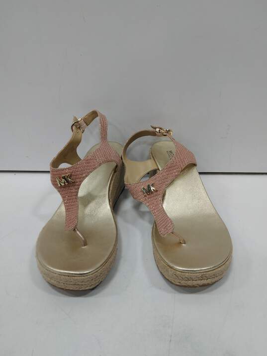 Women's Wedge Sandals Size 8 image number 1
