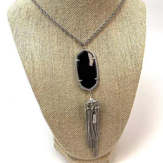 Designer Kendra Scott Silver-Tone Rayne Tassel Oval Shape Pendant Necklace image number 1