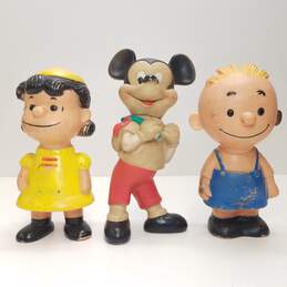 3 Vintage Vinyl  Peanuts Gang / Mickey Mouse Figures