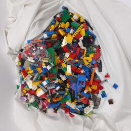 6 Pound Bundle Of Assorted Legos Building Blocks