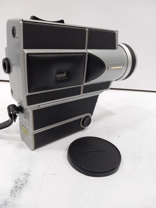 Bundle of Vintage Movie Cameras & Accessories image number 6