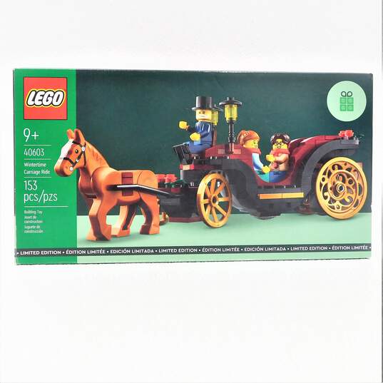 LEGO 30028 Wreath, 40603 Winter Carriage, 40604 Christmas Decor, 40642 Ornaments image number 6