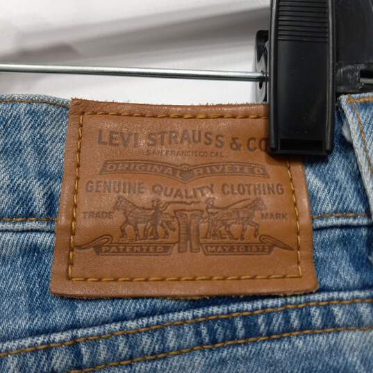 Women's Blue Plaid Levi's Premium Straight Jeans (Size 27W) image number 3