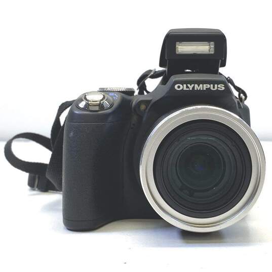 Olympus SP-590UZ 12.0 Digital Bridge Camera image number 2