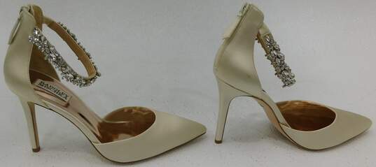 Badgley Mischka Women's Size 10  Flash Ankle Strap Pointed Toe High Heel image number 6